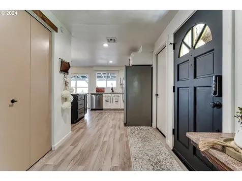 3964 N Clarey Street Eugene OR 97402