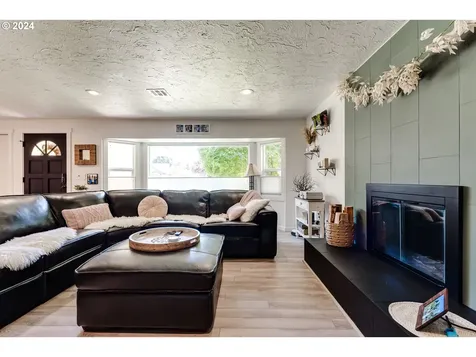 3964 N Clarey Street Eugene OR 97402