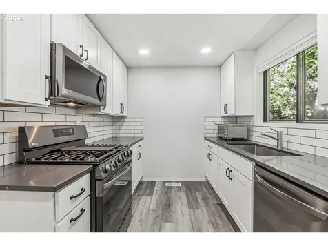 4615 Se 32nd Avenue Portland OR 97202