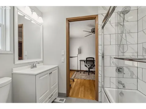 4615 Se 32nd Avenue Portland OR 97202