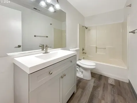 11907 Ne 46th Street Vancouver WA 98682