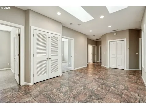 5619 Ne 56th Street Vancouver WA 98661