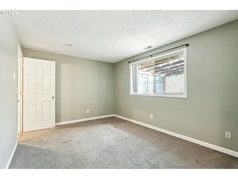 5619 Ne 56th Street Vancouver WA 98661