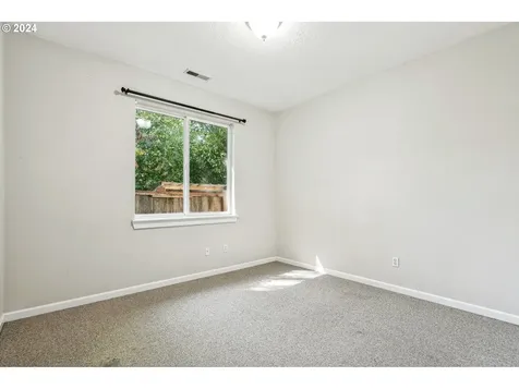 5619 Ne 56th Street Vancouver WA 98661
