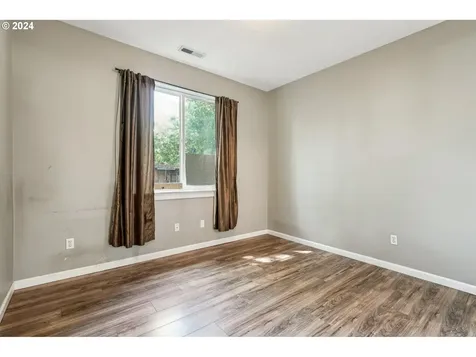 5619 Ne 56th Street Vancouver WA 98661