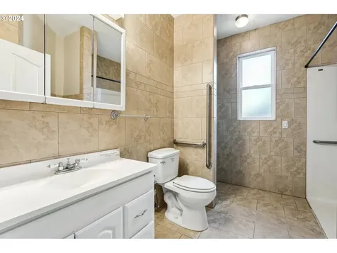 5619 Ne 56th Street Vancouver WA 98661