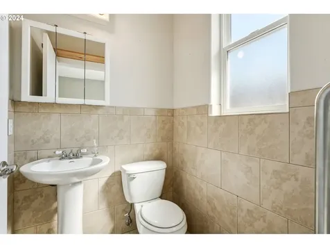 5619 Ne 56th Street Vancouver WA 98661