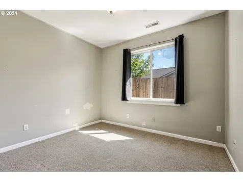 5619 Ne 56th Street Vancouver WA 98661