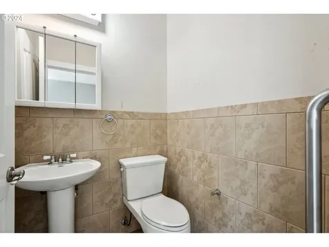 5619 Ne 56th Street Vancouver WA 98661
