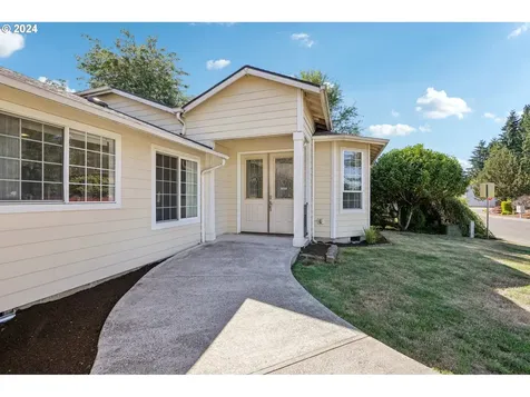 5619 Ne 56th Street Vancouver WA 98661