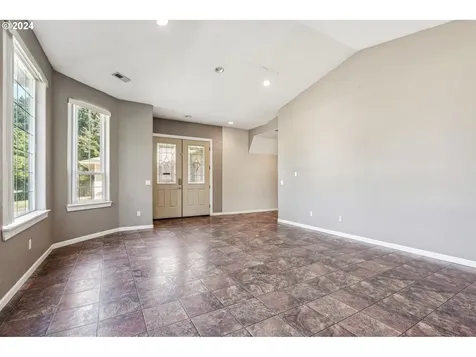 5619 Ne 56th Street Vancouver WA 98661