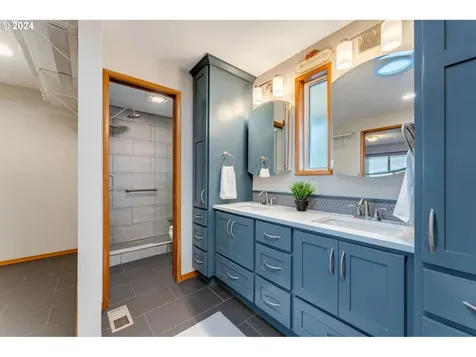 118 Hurn Road Woodland WA 98674