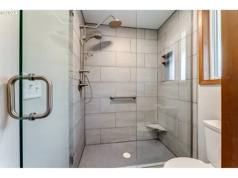 118 Hurn Road Woodland WA 98674