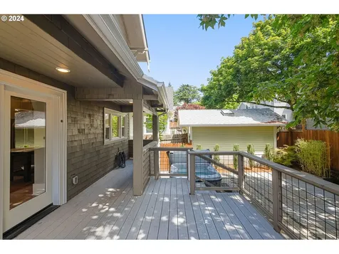 2546 Ne 44th Avenue Portland OR 97213
