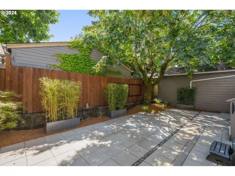 2546 Ne 44th Avenue Portland OR 97213