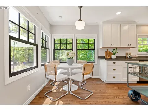 3254 Ne Ainsworth Street Portland OR 97211