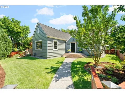 3254 Ne Ainsworth Street Portland OR 97211