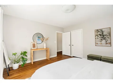 3254 Ne Ainsworth Street Portland OR 97211