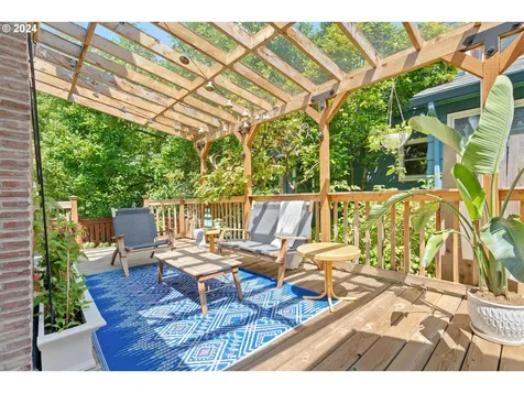 3254 Ne Ainsworth Street Portland OR 97211