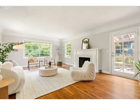 3254 Ne Ainsworth Street Portland OR 97211