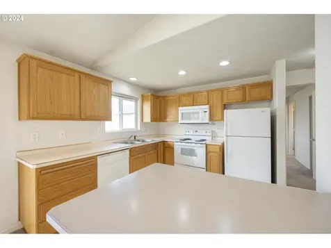 2073 Ne Elk Street Prineville OR 97754