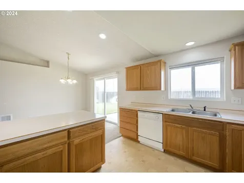 2073 Ne Elk Street Prineville OR 97754