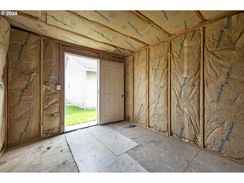2073 Ne Elk Street Prineville OR 97754
