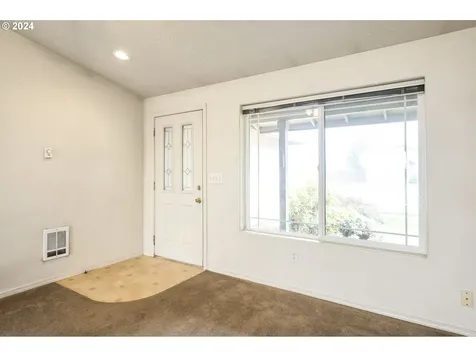 2073 Ne Elk Street Prineville OR 97754