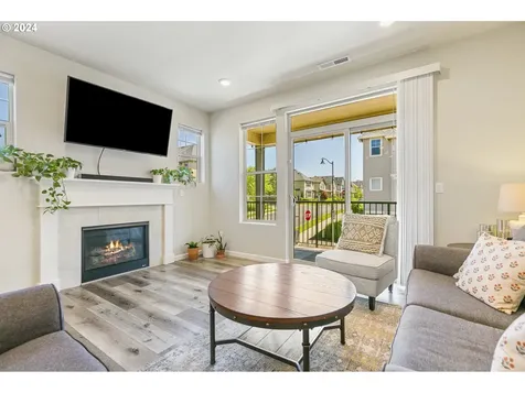 7228 Nw Elise Avenue Portland OR 97229