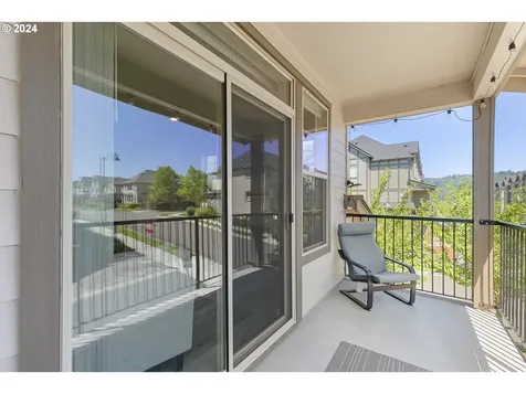 7228 Nw Elise Avenue Portland OR 97229