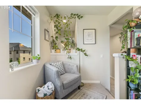 7228 Nw Elise Avenue Portland OR 97229