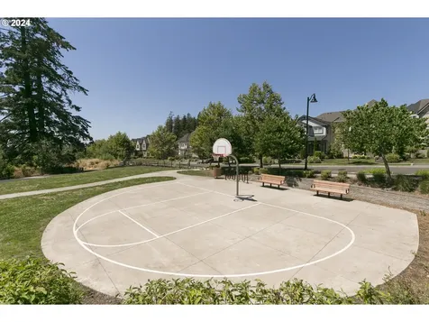 7228 Nw Elise Avenue Portland OR 97229