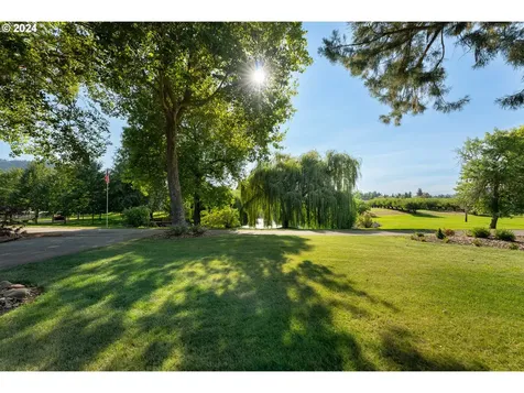 280 Hooten Road Winston OR 97496