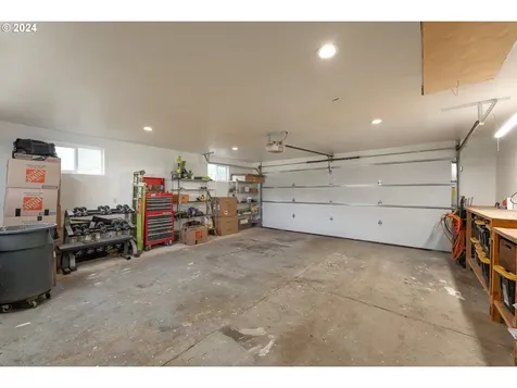 280 Hooten Road Winston OR 97496