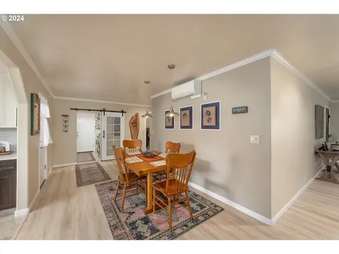 280 Hooten Road Winston OR 97496