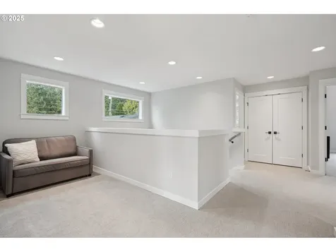 4331 SW Washouga Avenue Portland OR 97239