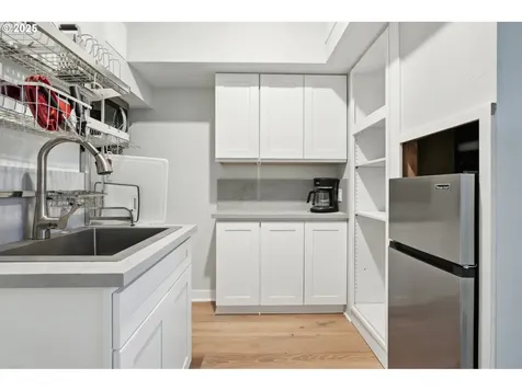 4331 SW Washouga Avenue Portland OR 97239