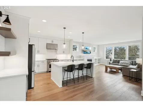 4331 SW Washouga Avenue Portland OR 97239