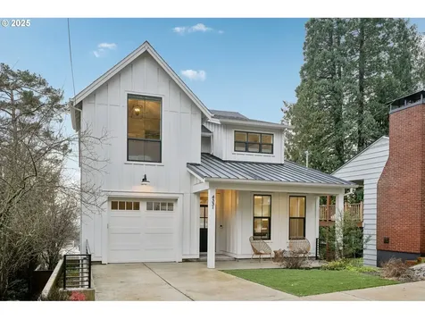 4331 SW Washouga Avenue Portland OR 97239