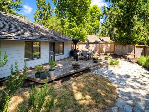 15520 Sw Burntwood Court Beaverton OR 97007