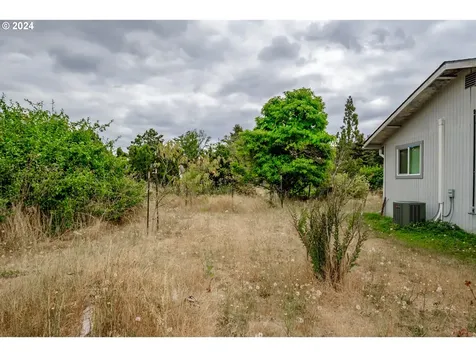 1201 1st Avenue Sweet Home OR 97386