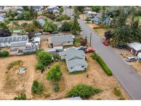 1201 1st Avenue Sweet Home OR 97386