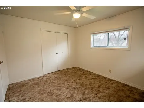 2013 Washington Avenue La Grande OR 97850