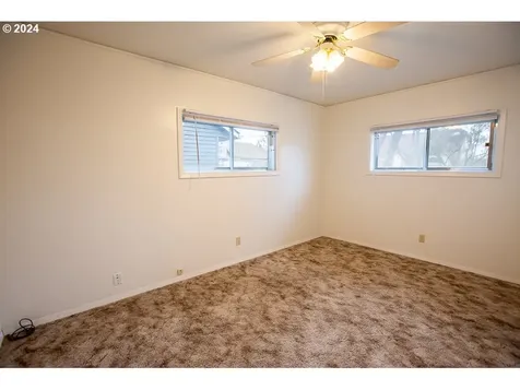 2013 Washington Avenue La Grande OR 97850