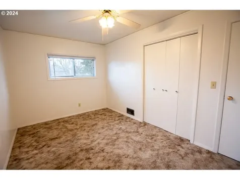 2013 Washington Avenue La Grande OR 97850