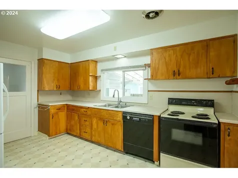 2013 Washington Avenue La Grande OR 97850