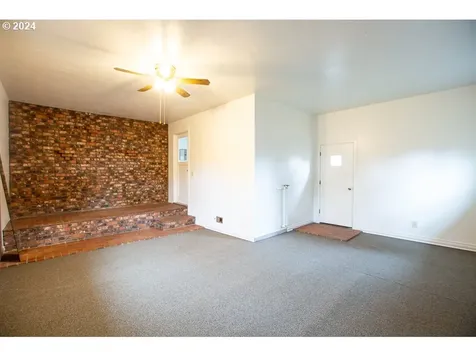 2013 Washington Avenue La Grande OR 97850