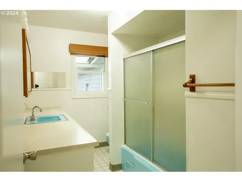 2013 Washington Avenue La Grande OR 97850