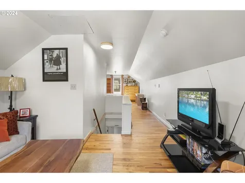 6521 N Kerby Avenue Portland OR 97217