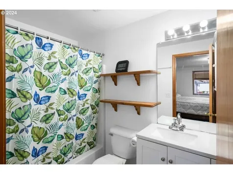 16914 Sw Steele Way Beaverton OR 97006